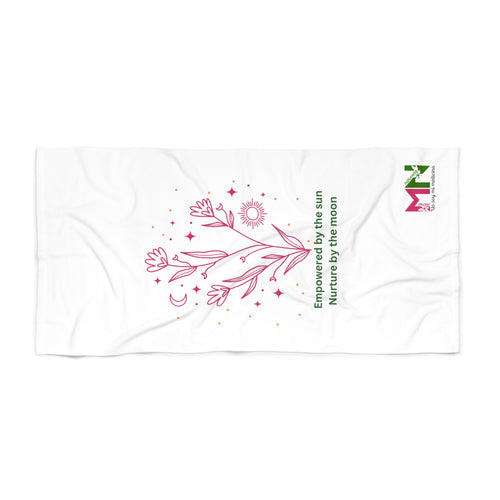 Mujer Naturista Quote-Beach Towel