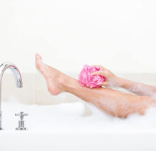 Load image into Gallery viewer, Jabón Artesanal Skin Nature by Pamela Bernal - Mujer Naturista